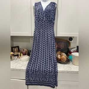 Elegant Blue Patterned Maxi Dress